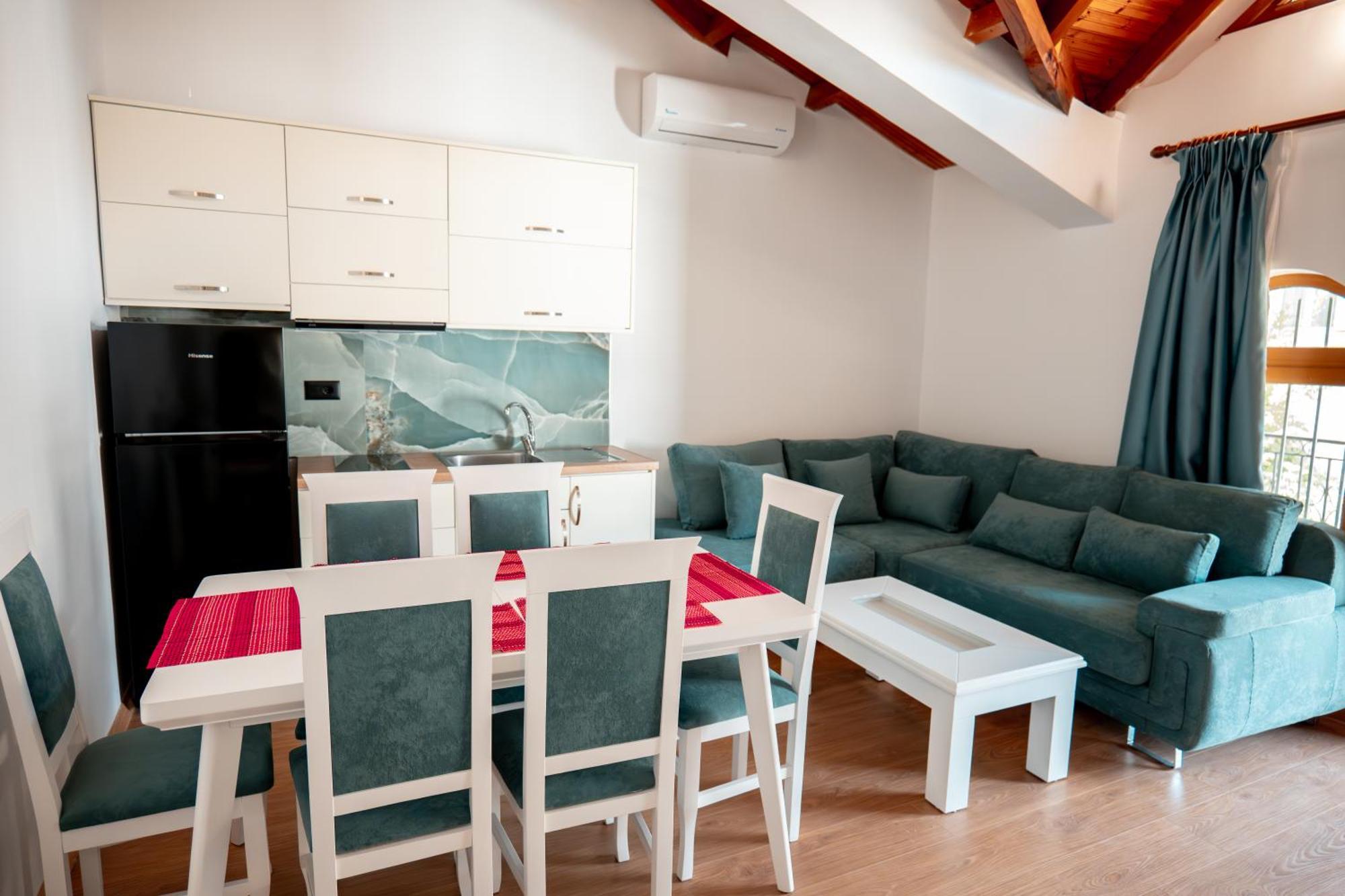 Fabio Guest House Гірокастра Екстер'єр фото