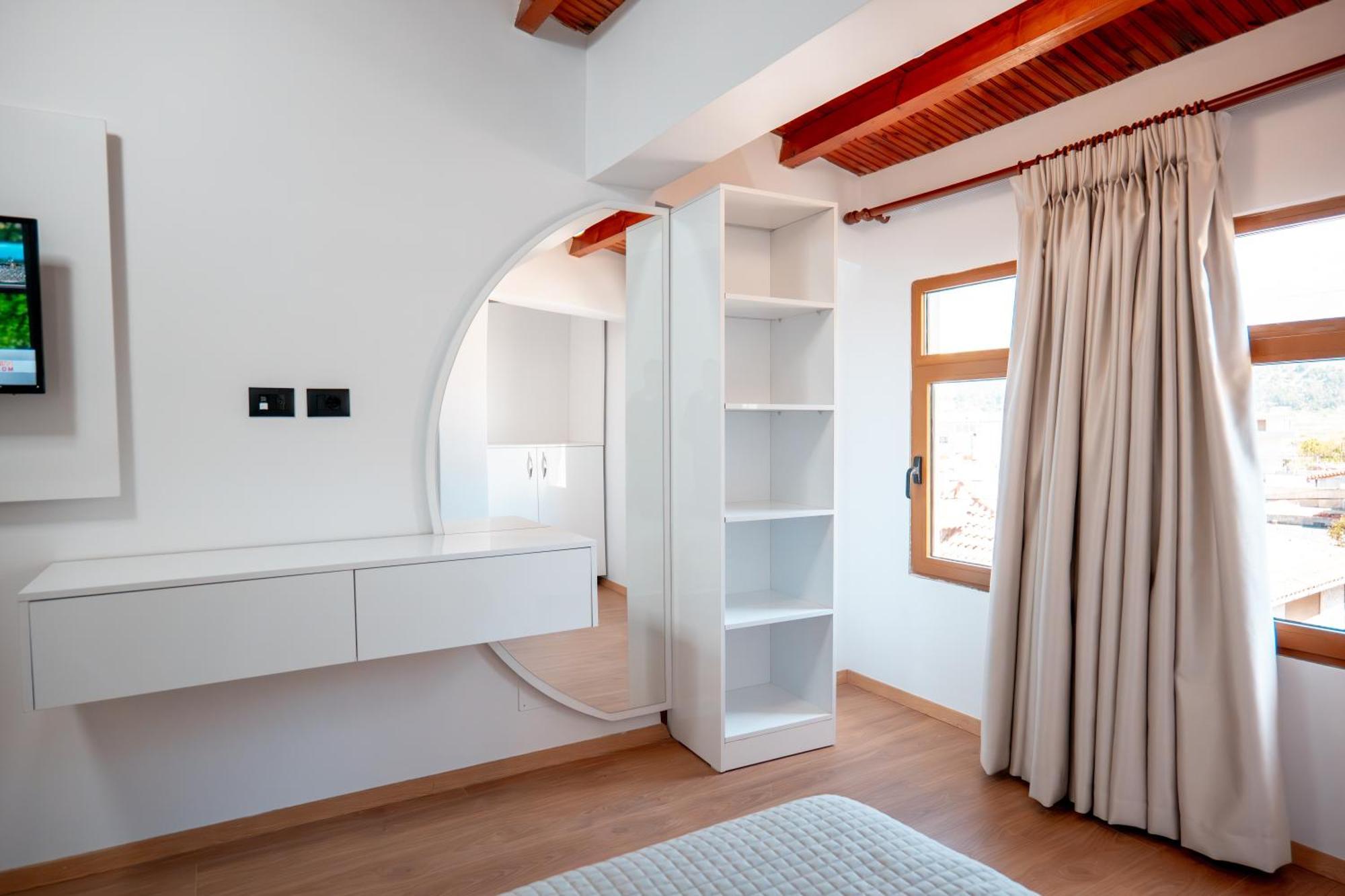 Fabio Guest House Гірокастра Екстер'єр фото